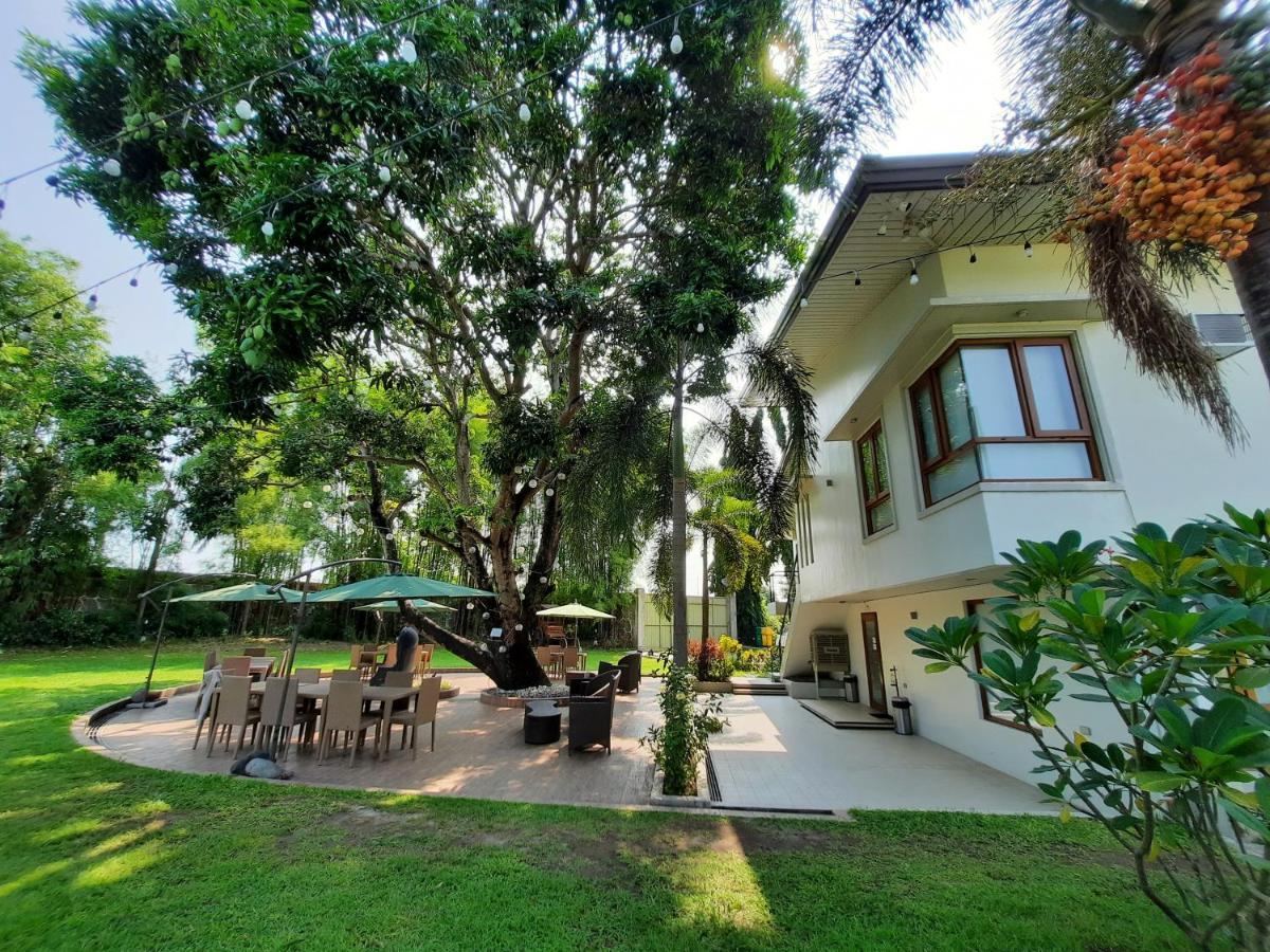 Estancia De Lorenzo Tarlac Buitenkant foto